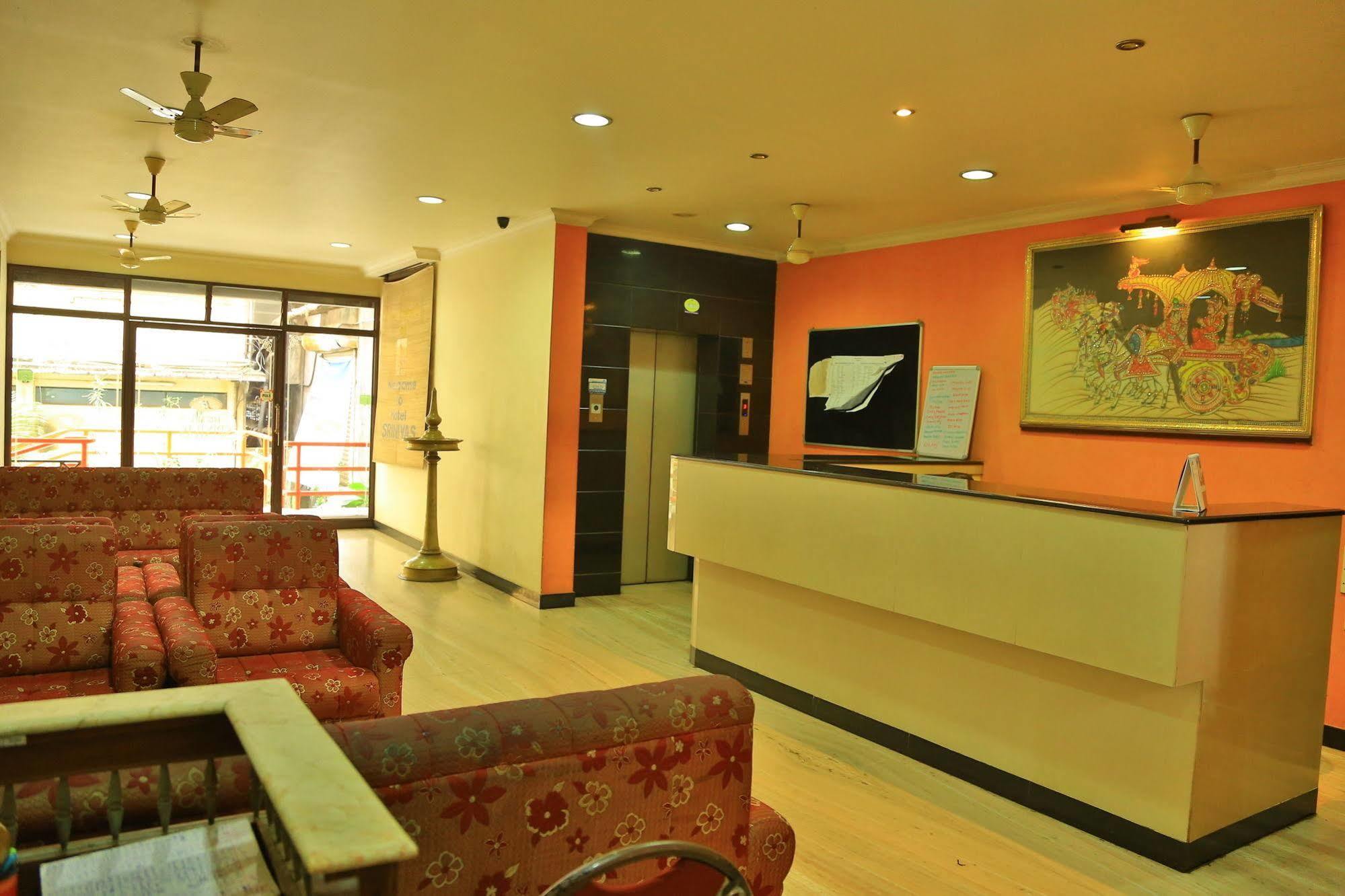 Hotel Srinivas Kochi Exterior foto